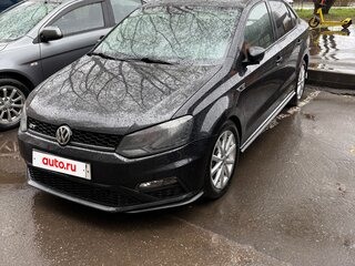 2017 Volkswagen Polo V Рестайлинг, чёрный, 1280000 рублей, вид 2