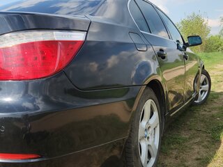 2009 BMW 5 серии 525xi V (E60/E61) Рестайлинг, чёрный, 1150000 рублей, вид 2