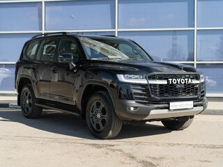 2026 Toyota Land Cruiser 300 Series, чёрный, 15400000 рублей, вид 3