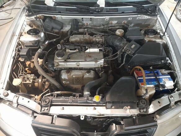 2002 Mitsubishi Carisma I Рестайлинг, серый, 295000 рублей - вид 5
