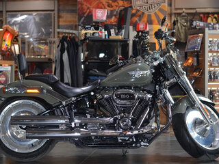 2021 Harley-Davidson Fat Boy, зелёный, 2950000 рублей, вид 2
