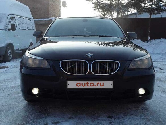 2004 BMW 5 серии 520i V (E60/E61), чёрный - вид 2