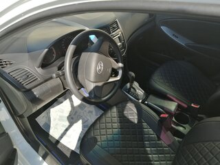 2014 Hyundai Solaris I Рестайлинг, белый, 900000 рублей, вид 5