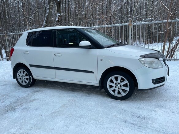 2008 Skoda Fabia II, белый - вид 1