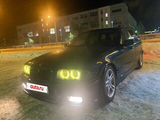 1996 BMW 3 серии 320i III (E36), зелёный, 490000 рублей, вид 2