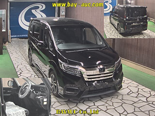 2017 Honda Stepwgn Spada V Рестайлинг, чёрный, 1670000 рублей, вид 4