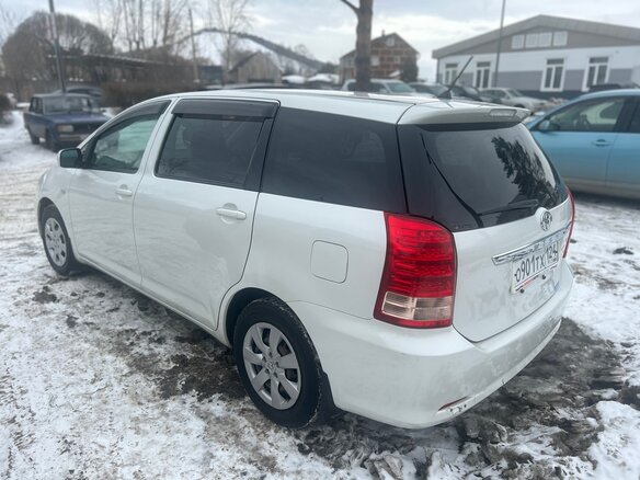 2009 Toyota Wish II, белый, 1130000 рублей - вид 7