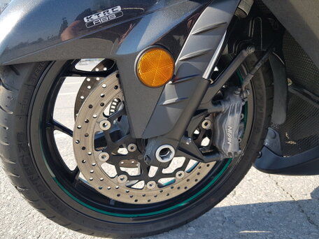 2016 Kawasaki ZZR 1400, серый, 1600000 рублей, вид 5