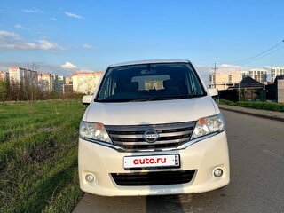2010 Nissan Serena IV (C26), белый, 1500000 рублей, вид 2