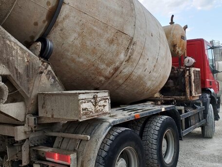 2007 Iveco Trakker, 2500000 рублей, вид 5