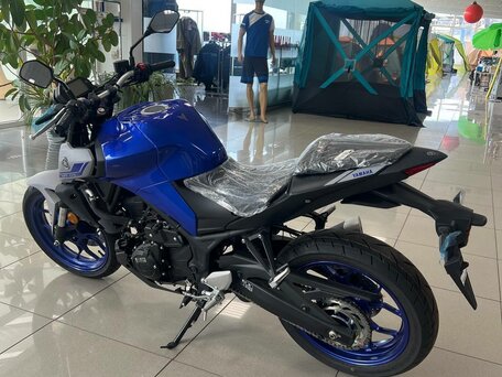 2021 Yamaha MT-03, чёрный, 650000 рублей, вид 5