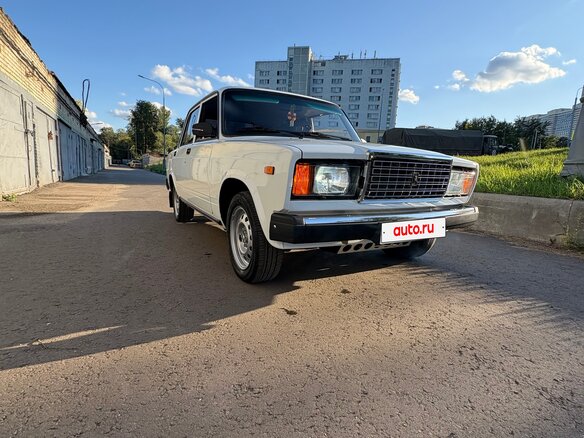 2008 Lada (ВАЗ) 2107, белый, 400000 рублей - вид 8