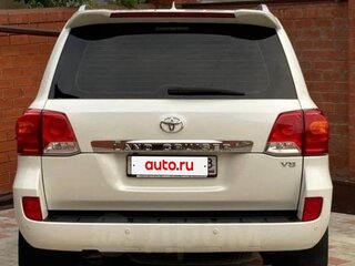 2014 Toyota Land Cruiser 200 Series Рестайлинг 1, белый, 4900000 рублей, вид 5