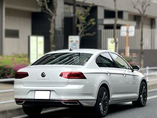 2017 Volkswagen Passat B8, белый, 1595000 рублей, вид 2