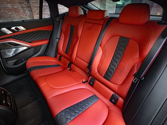 2021 BMW X6 M III (F96), белый, 13000000 рублей - вид 32