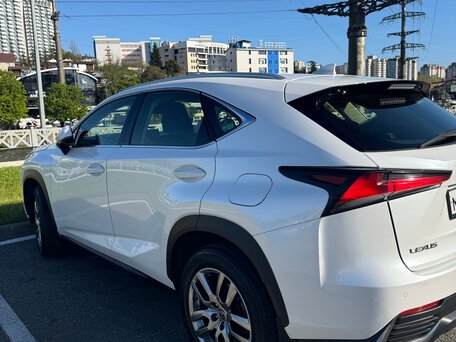 2017 Lexus NX 200 I Рестайлинг, белый, 2850000 рублей, вид 4