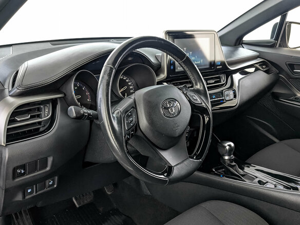 2018 Toyota C-HR I, серый, 1875000 рублей - вид 14