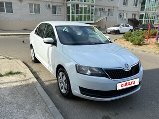 2018 Skoda Rapid I Рестайлинг, белый, 1110000 рублей, вид 3