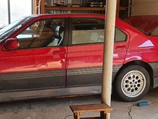 1992 Alfa Romeo 164 I Рестайлинг, красный, 2500000 рублей, вид 1