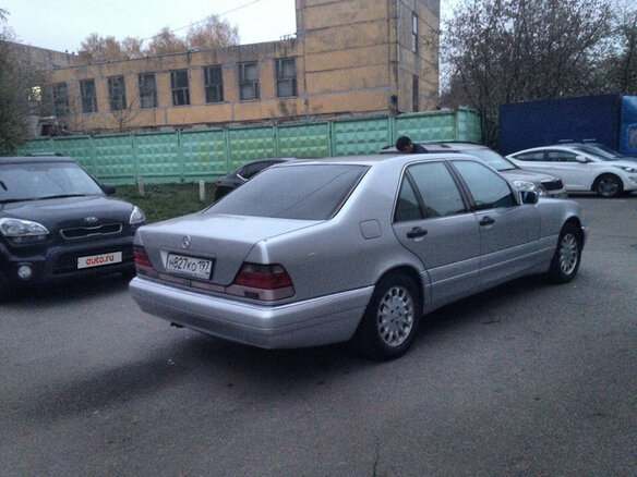 1995 Mercedes-Benz S-Класс 350 III (W140) Рестайлинг, серебристый - вид 4