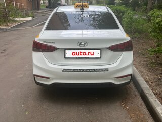 2017 Hyundai Solaris II, белый, 850000 рублей, вид 4