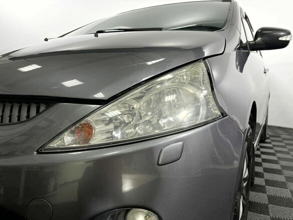 2008 Mitsubishi Grandis I, серый - вид 19