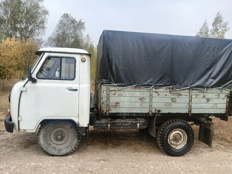 2004 УАЗ 3303, белый, 850000 рублей, вид 5