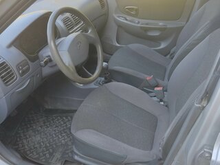 2001 Hyundai Accent II, серебристый, 240000 рублей, вид 4