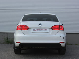 2014 Volkswagen Jetta VI, белый, 925000 рублей, вид 4