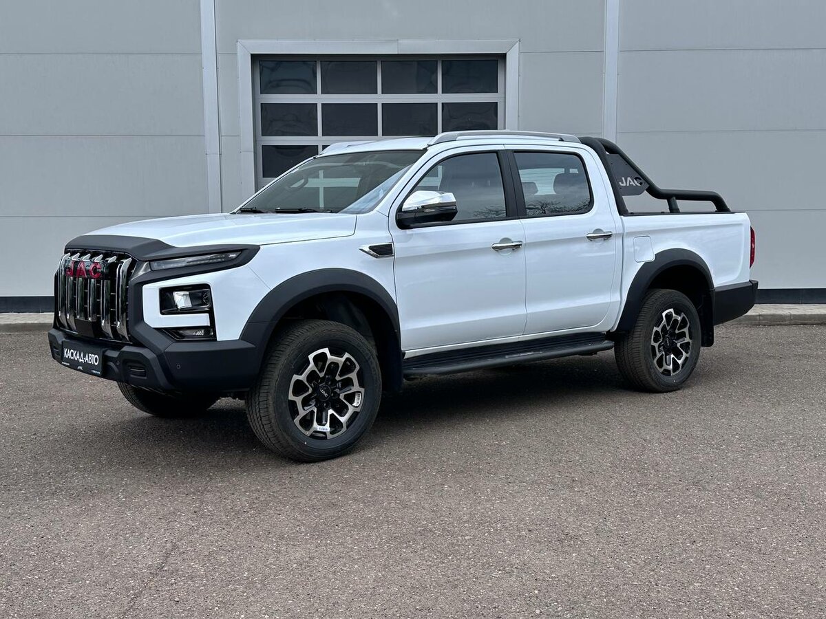 Открыть фотографии: JAC T9