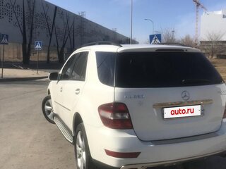 2008 Mercedes-Benz M-Класс 320 II (W164), белый, 1800000 рублей, вид 3