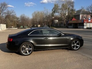 2010 Audi A5 I (8T), чёрный, 1000000 рублей, вид 4
