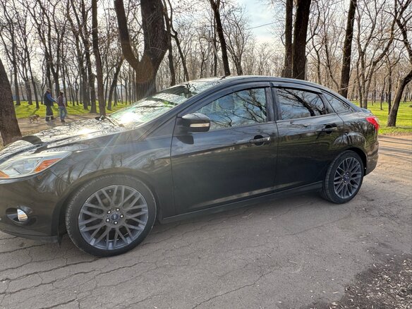 2014 Ford Focus III, чёрный, 950000 рублей - вид 5