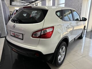2011 Nissan Qashqai I Рестайлинг, белый, 1145000 рублей, вид 5