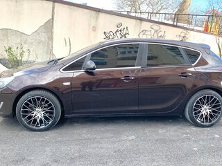 2014 Opel Astra J Рестайлинг, коричневый, 1120000 рублей, вид 4