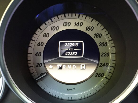 2012 Mercedes-Benz C-Класс 180 BlueEFFICIENCY III (W204) Рестайлинг, белый - вид 6