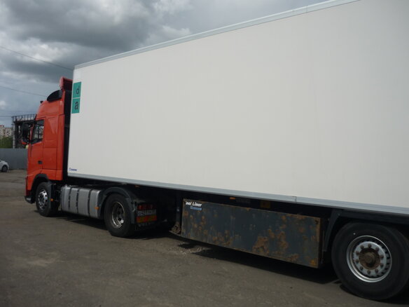 2013 Volvo FH, красный, 7800000 рублей - вид 12
