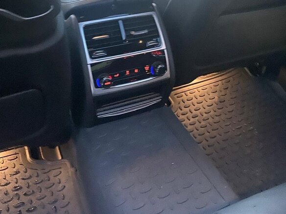 2018 BMW 7 серии Long 740Li xDrive VI (G11/G12), синий, 4500000 рублей - вид 7