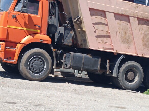 2012 КамАЗ 6520, оранжевый, 1500000 рублей - вид 9