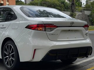 2022 Toyota Corolla Sporty XII (E210) Рестайлинг, белый, 1730000 рублей, вид 4