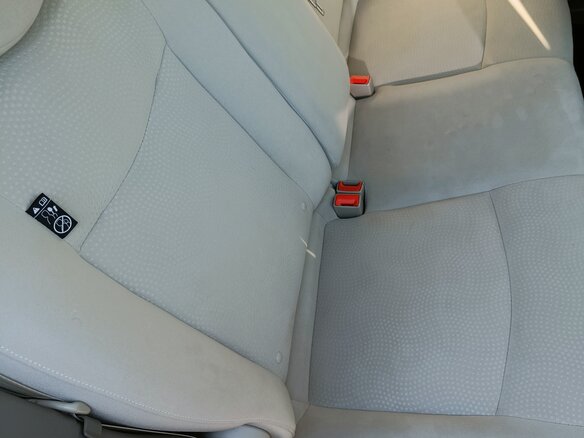 2013 Nissan Leaf (EM57) I (ZE0/AZE0), белый, 1280000 рублей - вид 25