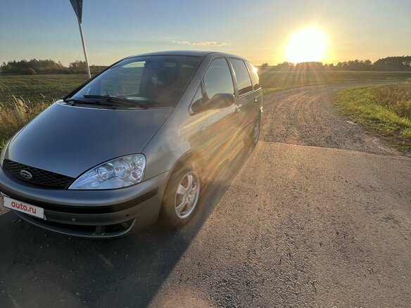 2003 Ford Galaxy I Рестайлинг, бежевый, 650000 рублей - вид 1