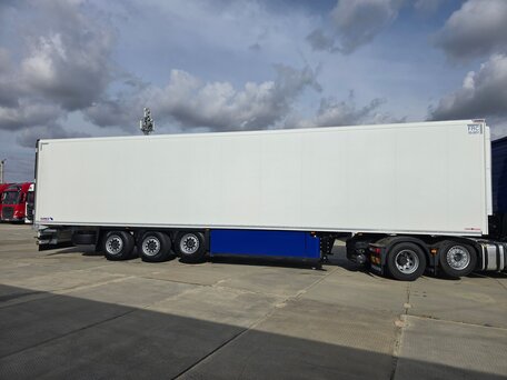 2025 Schmitz Cargobull SKO, белый, 15600000 рублей, вид 2