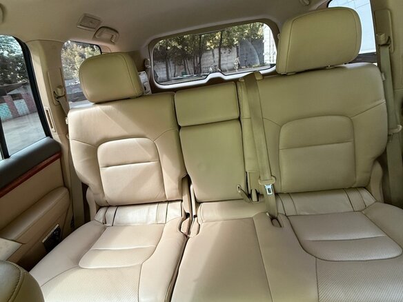 2014 Toyota Land Cruiser 200 Series Рестайлинг 1, чёрный, 4000000 рублей - вид 12