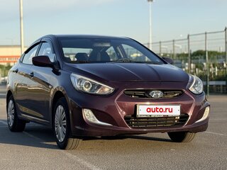 2013 Hyundai Solaris I, фиолетовый, 700000 рублей, вид 2