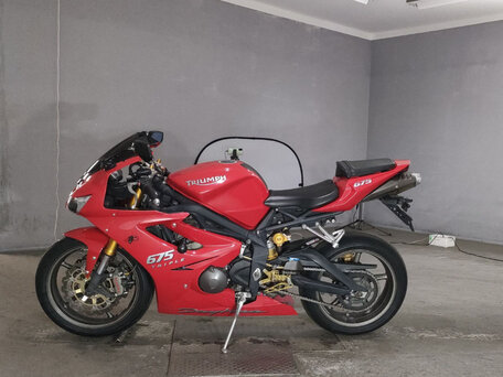 2008 Triumph Daytona 675, красный, 405000 рублей, вид 1