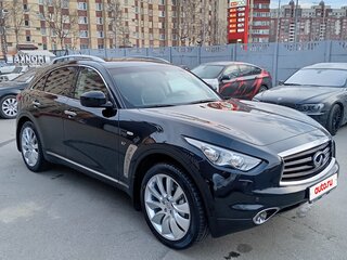 2014 Infiniti QX70, чёрный, 5750000 рублей, вид 2