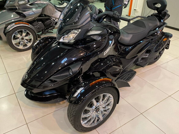 2013 BRP Can-Am Spyder, коричневый
