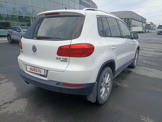 2011 Volkswagen Tiguan I Рестайлинг, белый, 1650000 рублей, вид 3