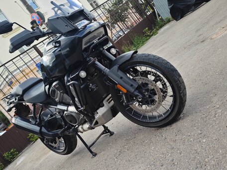 2022 Harley-Davidson Pan America Special, чёрный, 1900000 рублей, вид 2